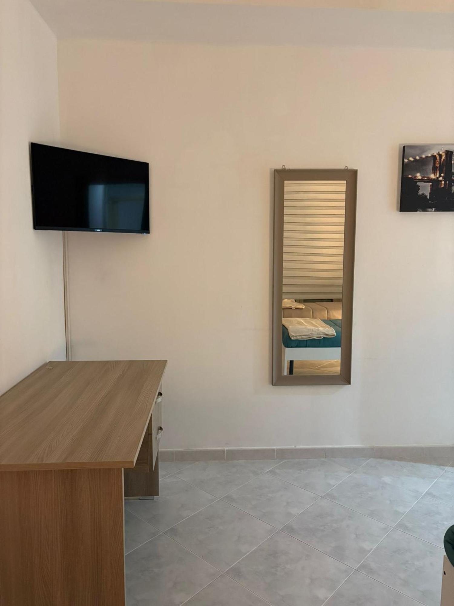 Cuore Di Casa * Naples